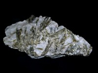 /album/galerie-photos/ophite-filon-1-epidote-650-jpg1/